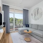 3mola Ku Morzu - Basen, Balkon Oraz Prywatny Taras Na Dachu, Free Parking, 150 Metrow Do Morza Апартаменты Устроне-Морске