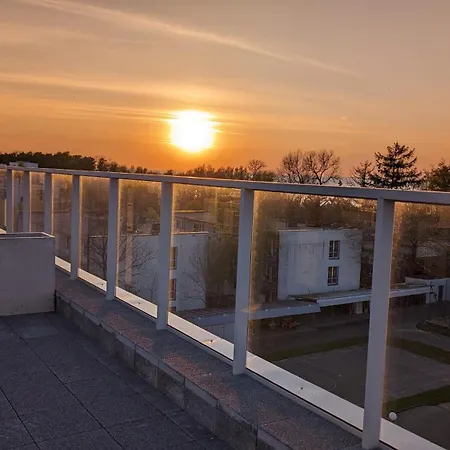 3mola Ku Morzu - Basen, Balkon Oraz Prywatny Taras Na Dachu, Free Parking, 150 Metrow Do Morza דירה