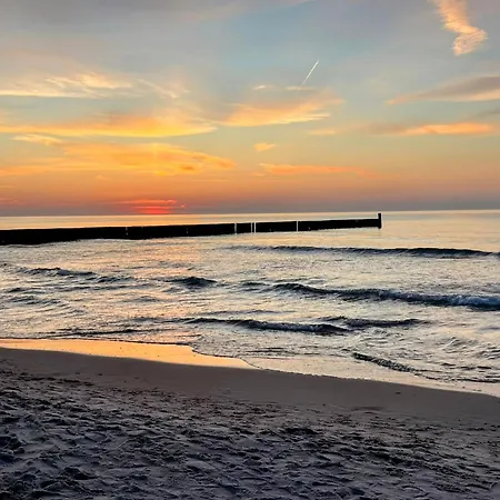 3mola Ku Morzu - Basen, Balkon Oraz Prywatny Taras Na Dachu, Free Parking, 150 Metrow Do Morza Apartment Ustronie Morskie