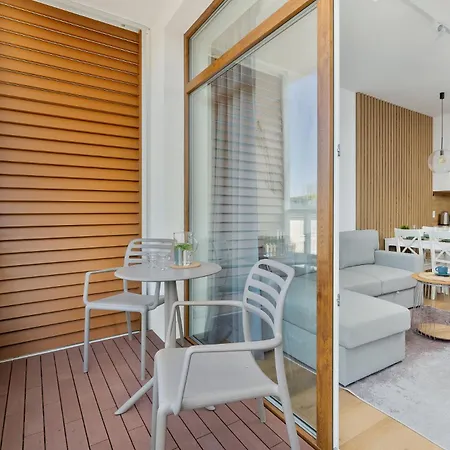 3mola Ku Morzu - Balkon Oraz Prywatny Taras Na Dachu, Free Parking, 150 Metrow Do Morza Apartment *