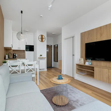 3mola Ku Morzu - Basen, Balkon Oraz Prywatny Taras Na Dachu, Free Parking, 150 Metrow Do Morza דירה