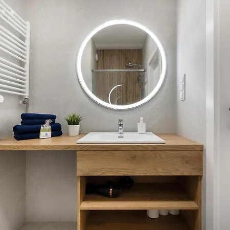 公寓 3mola Ku Morzu - Basen, Balkon Oraz Prywatny Taras Na Dachu, Free Parking, 150 Metrow Do Morza 尤斯托尼莫斯基