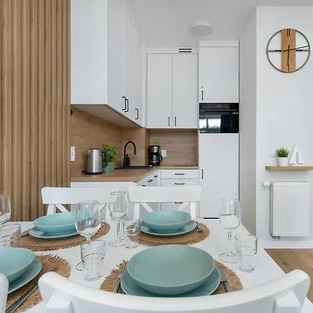 3mola Ku Morzu - Basen, Balkon Oraz Prywatny Taras Na Dachu, Free Parking, 150 Metrow Do Morza * 尤斯托尼莫斯基